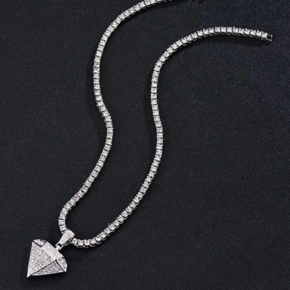⚡️ Icy Diamond Bling Necklace ⚡️ - Picture 5 of 5